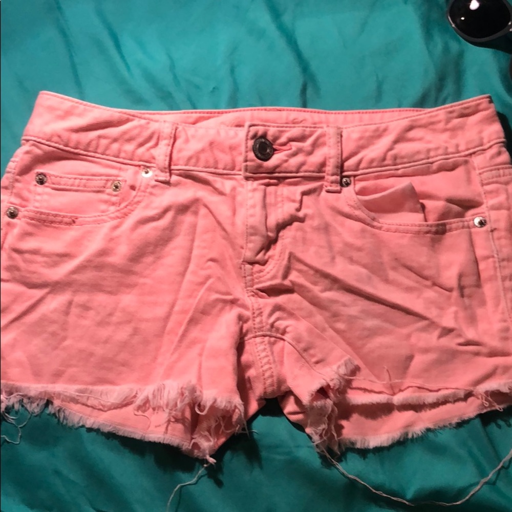 American Eagle pink shorts